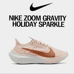 Nike womens zoom gravity running shoes